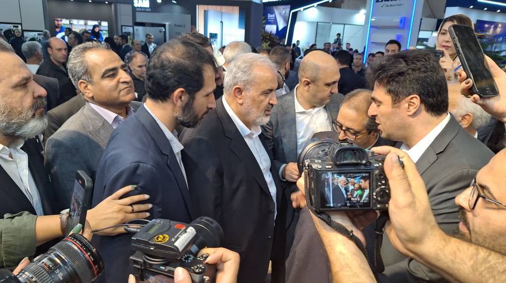 گزارش تصویری بازدید وزیر صمت از بیست‌وسومین نمایشگاه بین‌المللی صنعت لوازم خانگی ایران