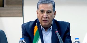 زمینه سرمایه‌گذاری مشترک با کشورهای خارجی فراهم شود