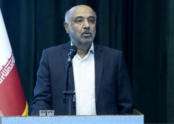 صنایع به بخش خصوصی واگذار می‌شود