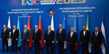 وزیر صمت: روابط تجاری ایران با اعضای اتحادیه اوراسیا با سرعت در حال افزایش است