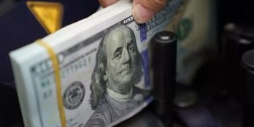 بانک مرکزی هیچ دخالتی در اولویت‌بندی تخصیص ارز وزارتخانه‌ها ندارد