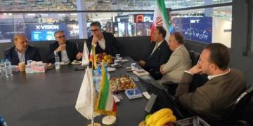 نشست هم‌اندیشی فعالان صنعت لوازم خانگی در موضوع عرضه و فروش برگزار شد