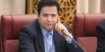 واحدهای تولیدی درگیر رکود تورمی و کمبود نقدینگی هستند