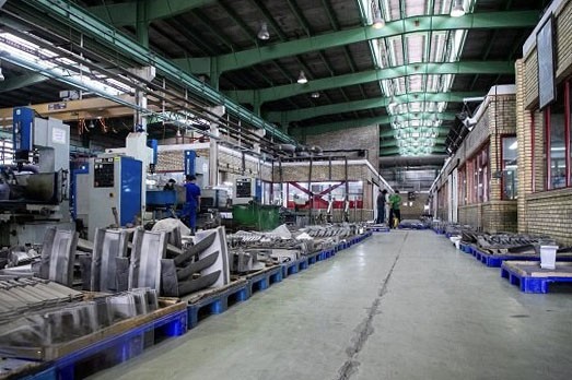 کاهش ۱۱ درصدی تحویل برق به صنایع در پنج ماه نخست