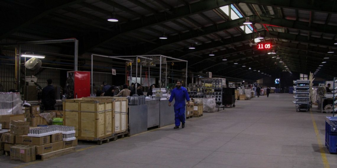 پیشتازان تورم و رکود در تابستان ۱۴۰۴