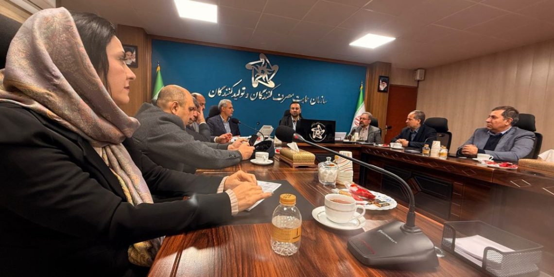 بررسی افت تولید، رکود بازار و ضوابط قیمتگذاری در صنعت لوازم خانگی