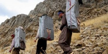 اصلاح آیین‌نامه کولبری و ملوانی در دستور کار دولت