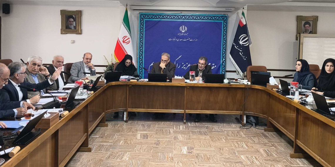 هشدار انجمن صنایع لوازم خانگی درباره بحران ارزی؛ صنعت در معرض تهدید اشتغال و تولید