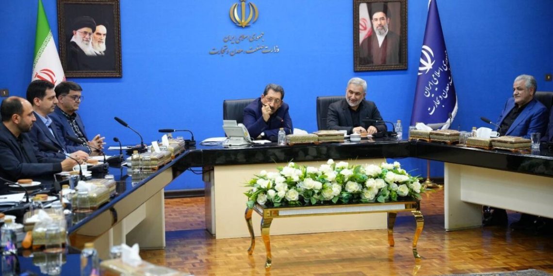 معرفی ۱۲ هزار واحد تولیدی برای دریافت تسهیلات بانکی